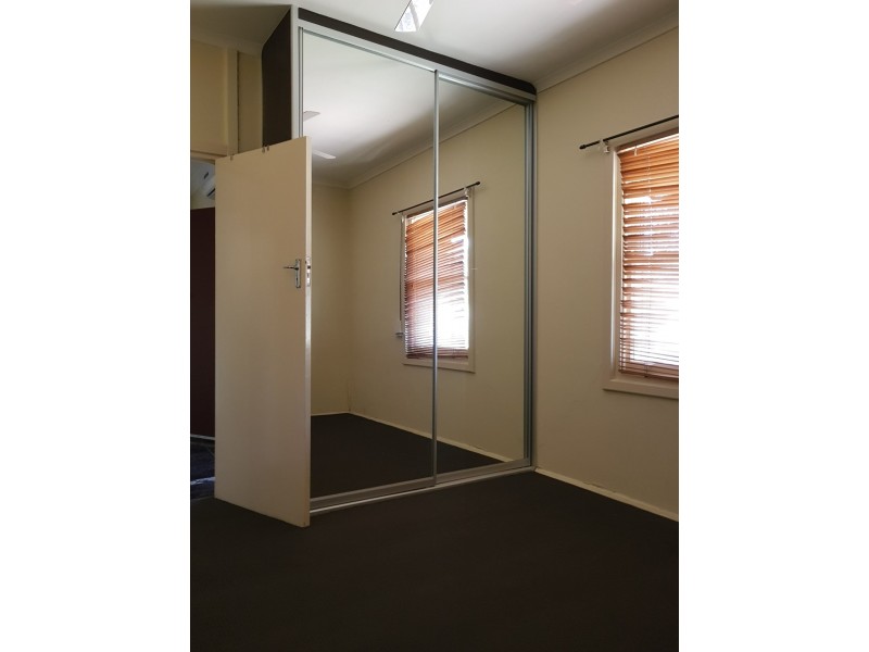 30 Durdin Road, Elizabeth Vale SA 5112