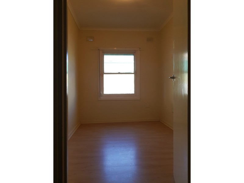 30 Durdin Road, Elizabeth Vale SA 5112
