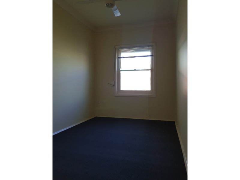 30 Durdin Road, Elizabeth Vale SA 5112