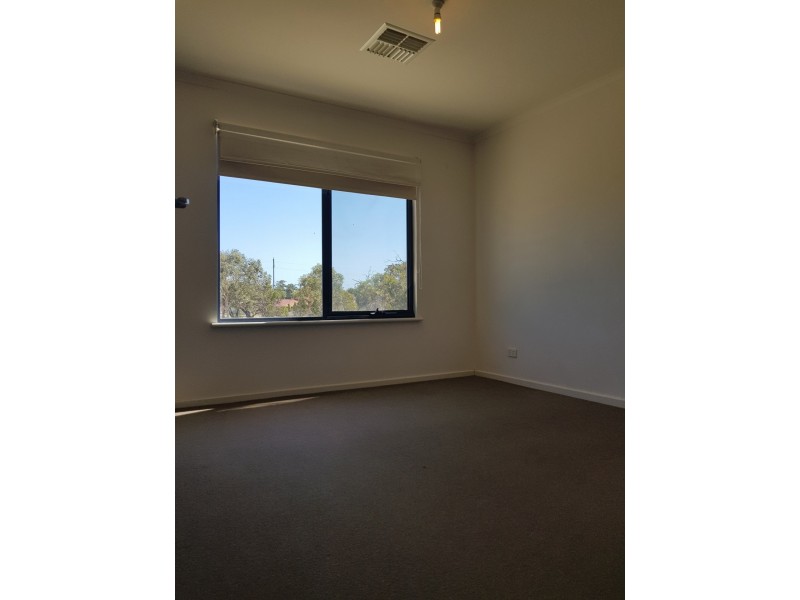 37 St Johns Road, Ottoway SA 5013