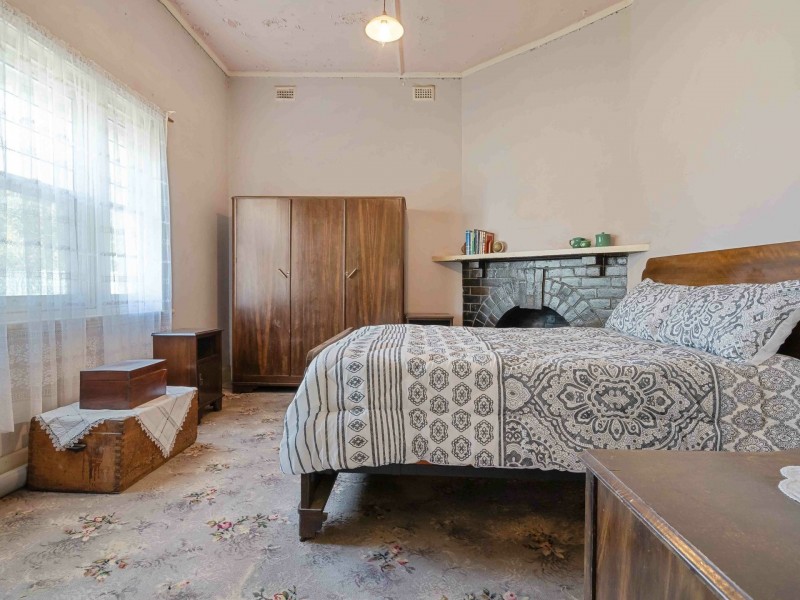 15 Herbert Street, Cheltenham SA 5014