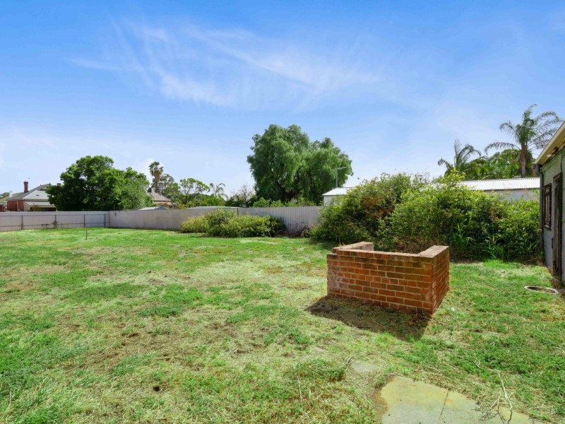 15 Herbert Street, Cheltenham SA 5014