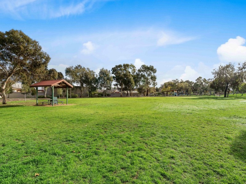 2 Pens Close, Brompton SA 5007
