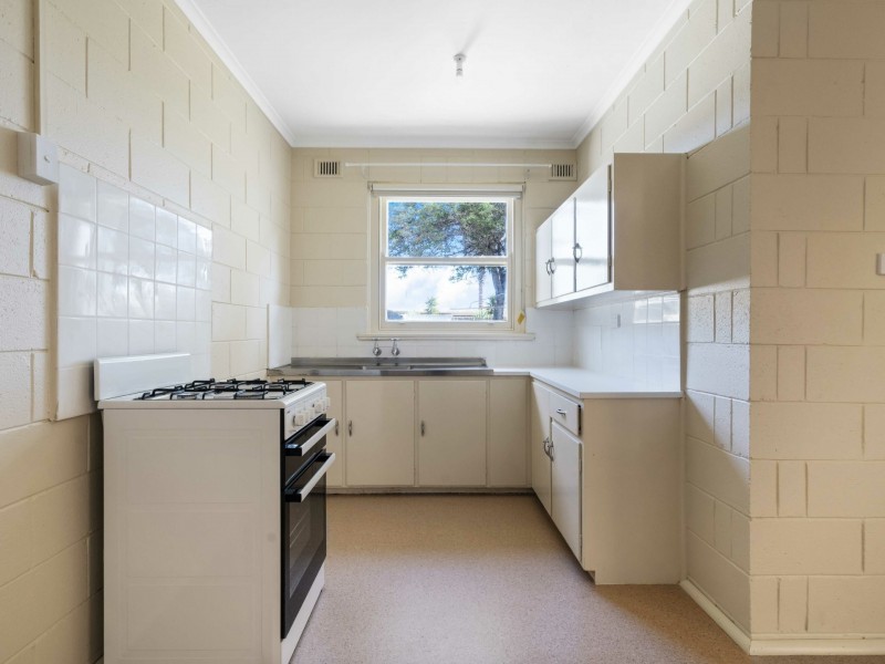 7 Echunga Street, Taperoo SA 5017