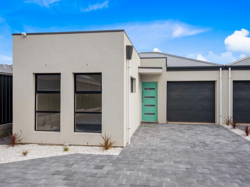 37A & B Hoods Road, Northfield SA 5085