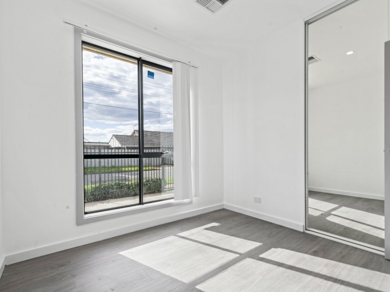 18 Laurel Street, Pennington SA 5013