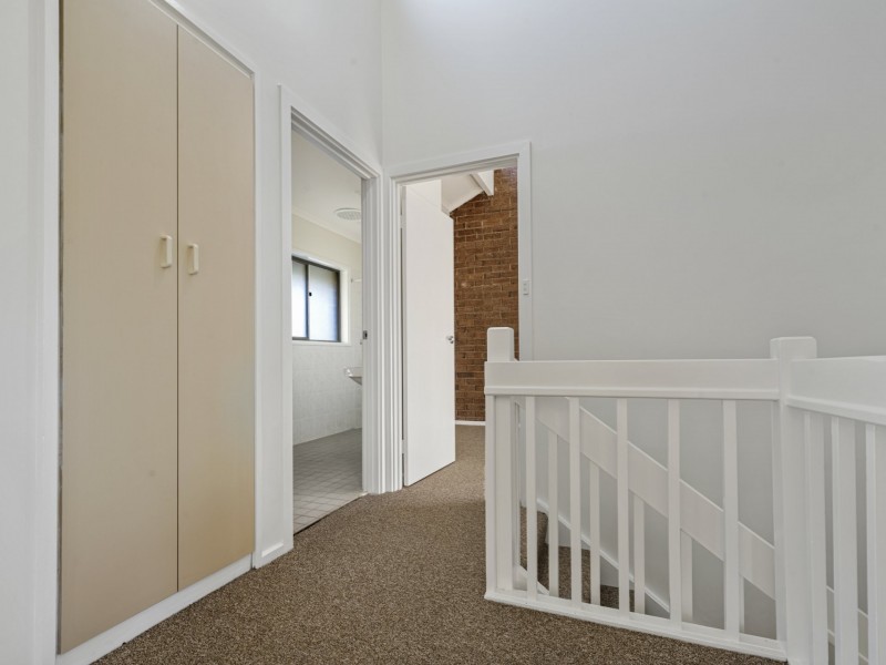 32 Palmer Court, Renown Park SA 5008