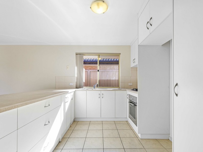 12 Irwin Street, Mansfield Park SA 5012
