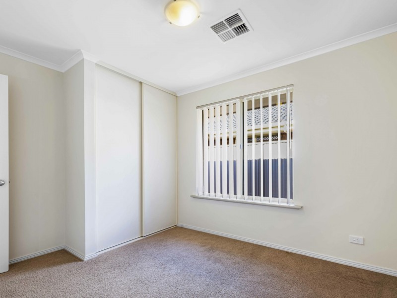 12 Irwin Street, Mansfield Park SA 5012