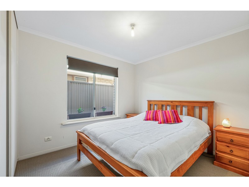 57 Gladstone Crescent, Mansfield Park SA 5012