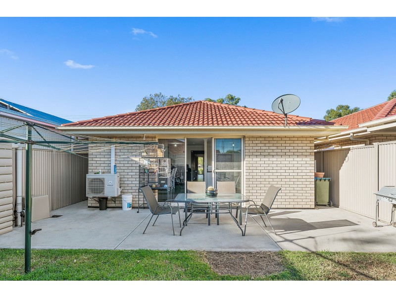 57 Gladstone Crescent, Mansfield Park SA 5012