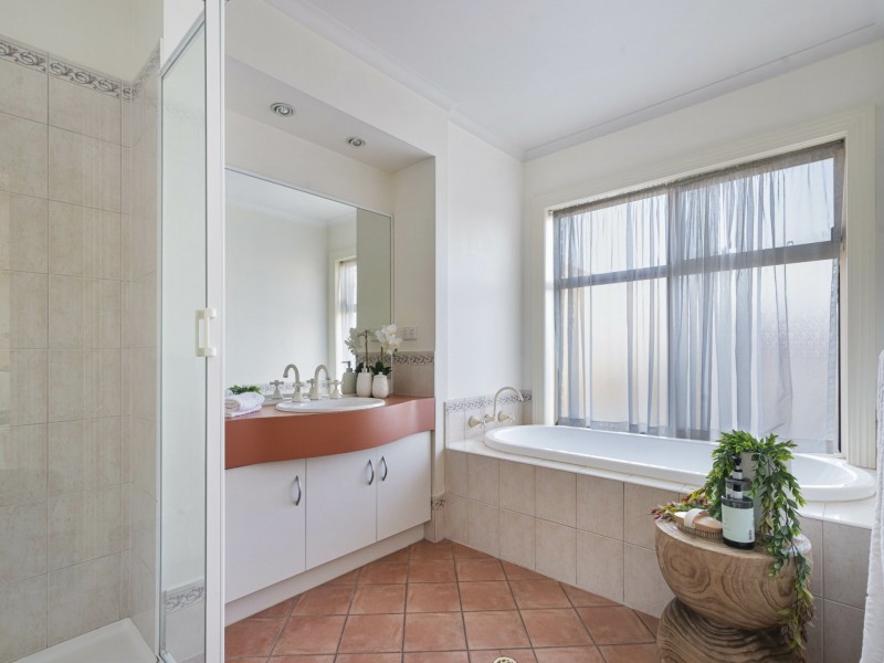 52 Hallett Boulevard, Allenby Gardens SA 5009