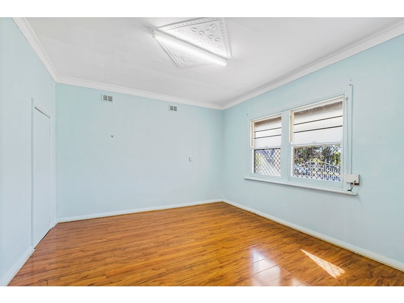 17 Alison Street, Athol Park SA 5012