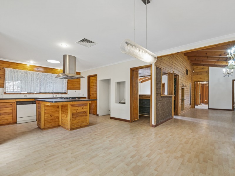 17 Glenwood Crescent, Kidman Park SA 5025