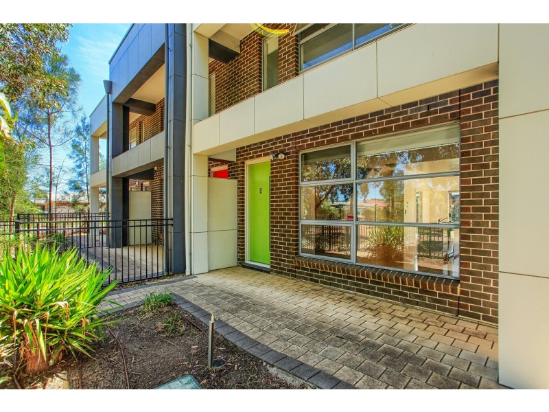 5 Kenmair Street, Mansfield Park SA 5012