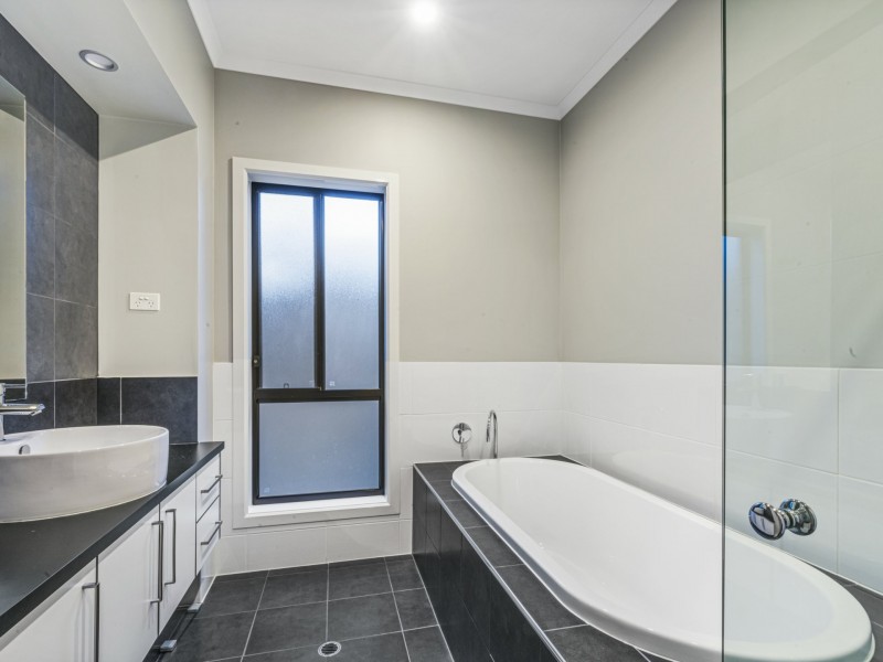 12 Malcolm Street, Holden Hill SA 5088