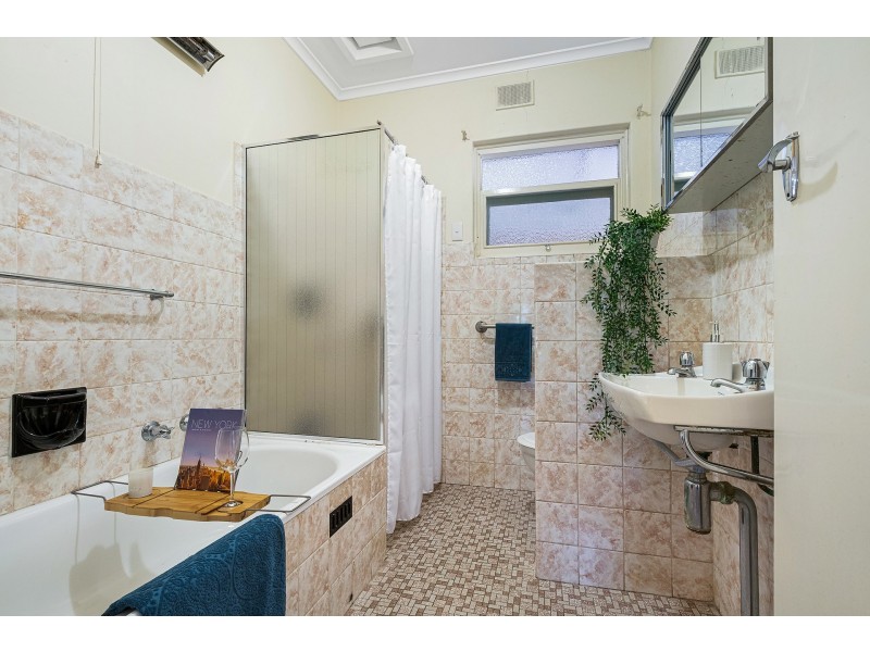 Unit 1/95 Military Road, West Beach SA 5024