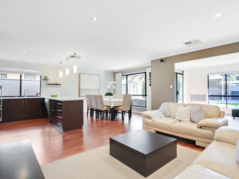 61 Kent Street, Mansfield Park SA 5012