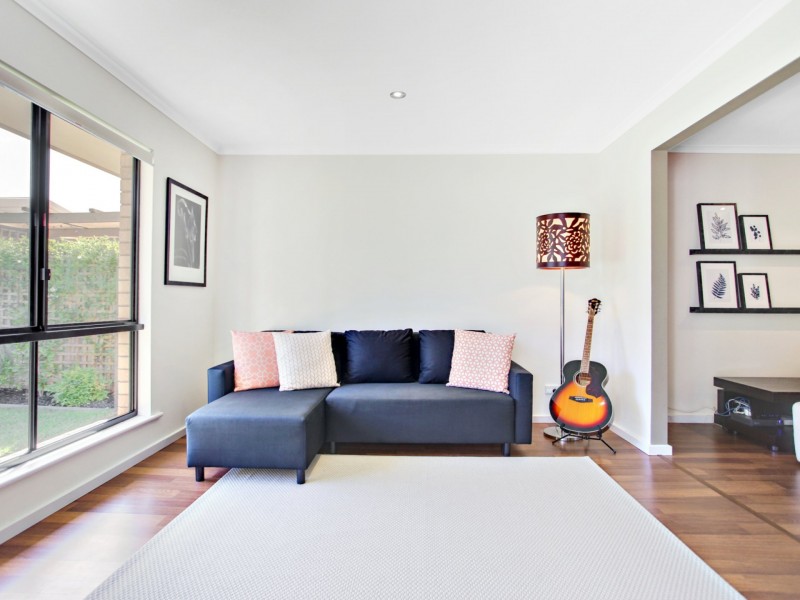 61 Kent Street, Mansfield Park SA 5012