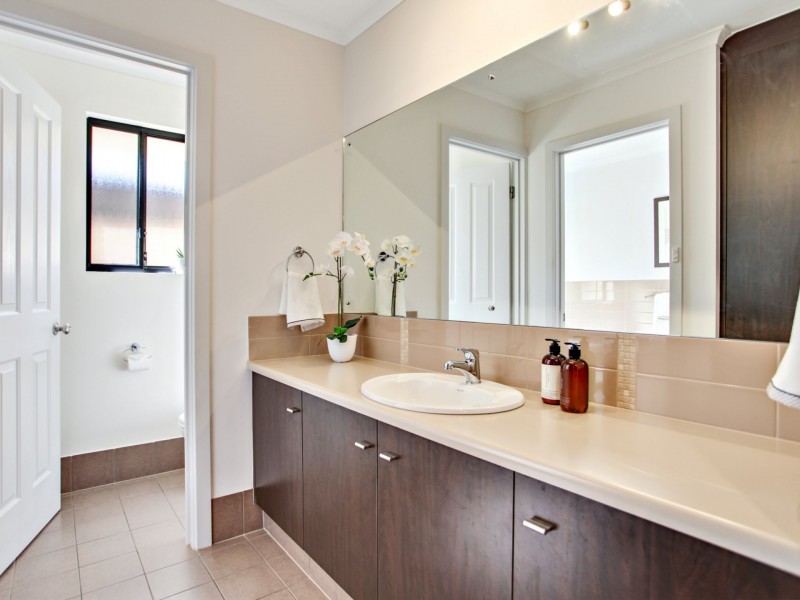 61 Kent Street, Mansfield Park SA 5012