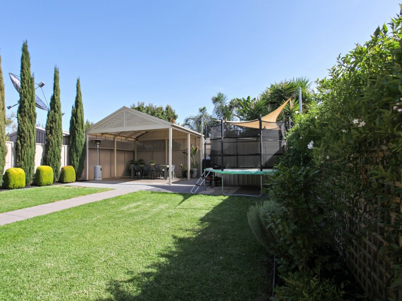 61 Kent Street, Mansfield Park SA 5012