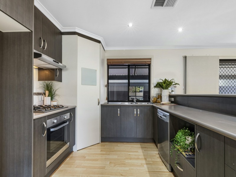 20 Alfreda Street, Athol Park SA 5012