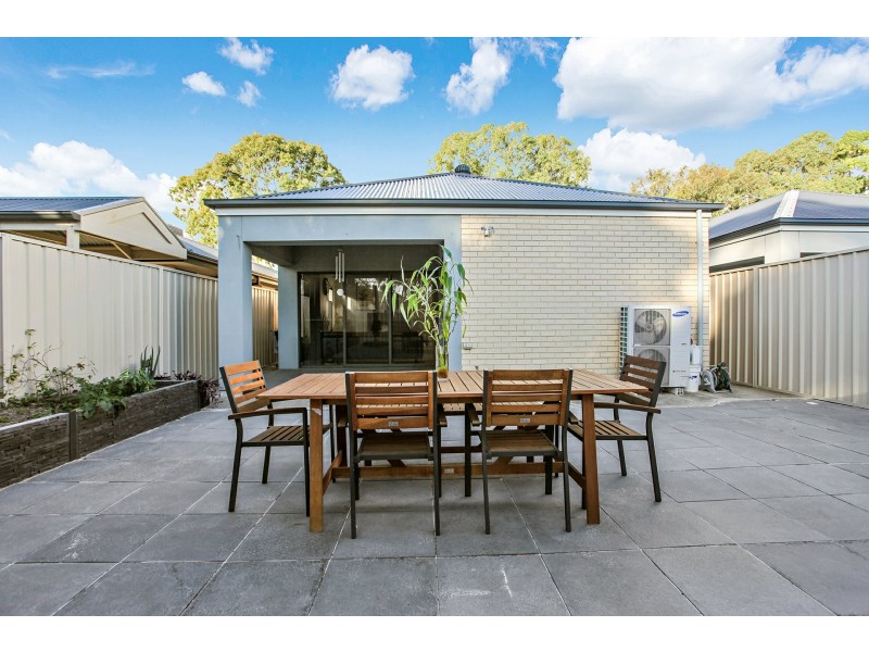 5A Blacks Road, Hillcrest SA 5086