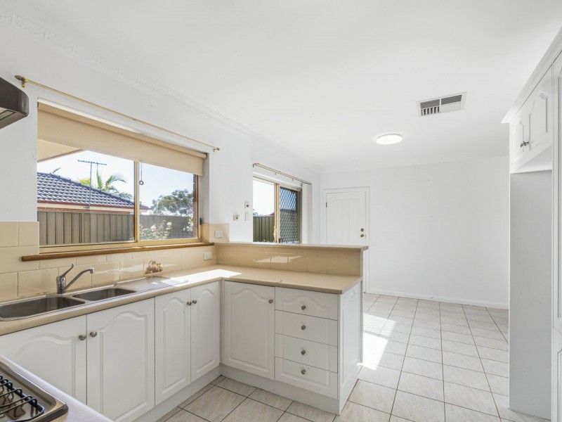 3/24 Seaton Tce, Seaton SA 5023