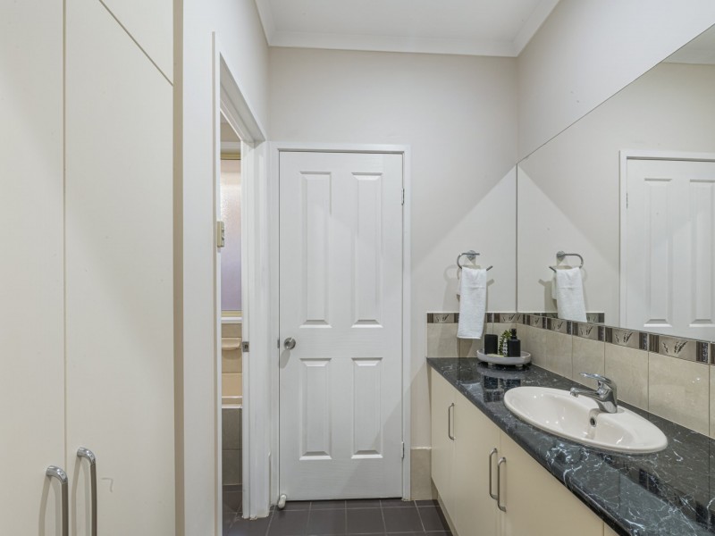 36 Clare Street, Athol Park SA 5012