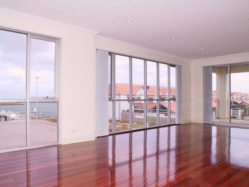 1/15a One & All Drive, North Haven SA 5018