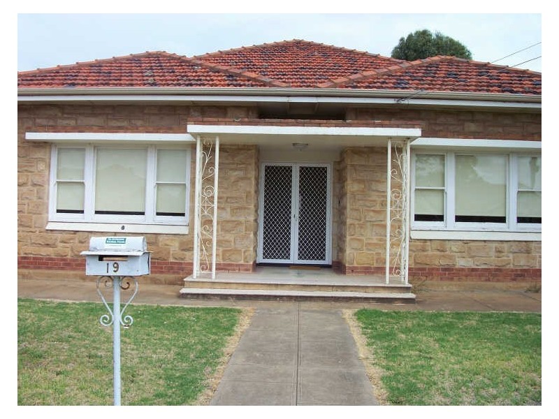 19 Beatty Street, Flinders Park SA 5025