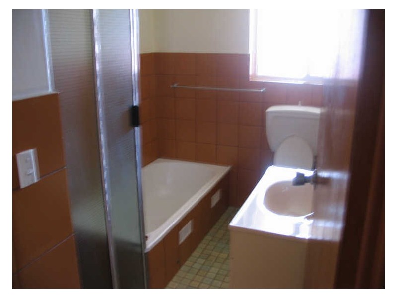 2/2 Tapleys Hill  Road, Queenstown SA 5014