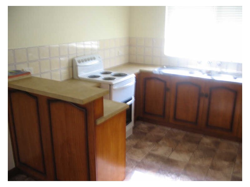 2/2 Tapleys Hill  Road, Queenstown SA 5014