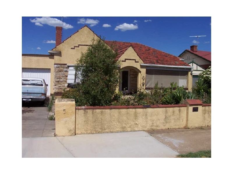 5 Olveston  Street, Beverley SA 5009