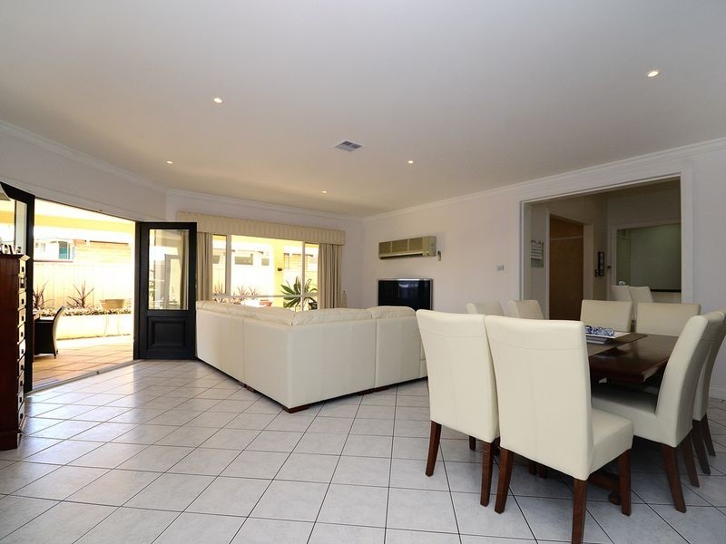 4 Drummond Street, Brooklyn Park SA 5032