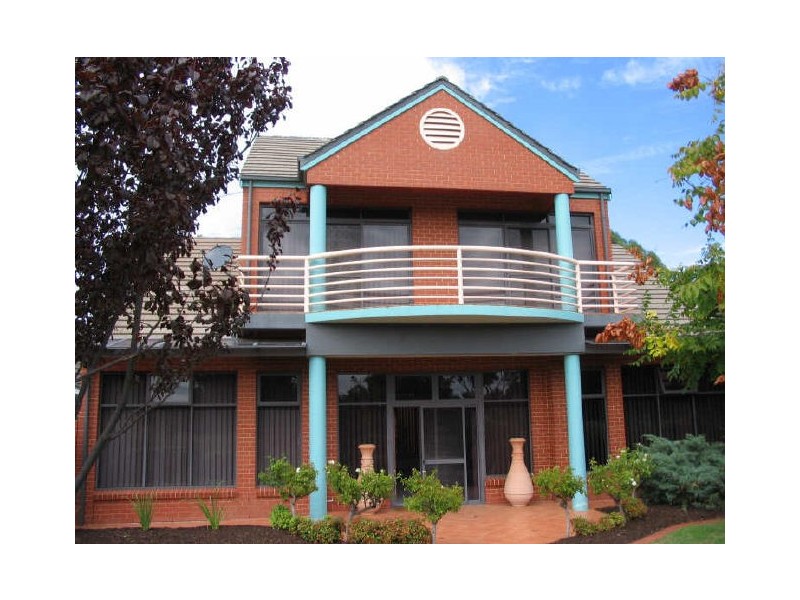 16 STURT CLOSE, Grange SA 5022