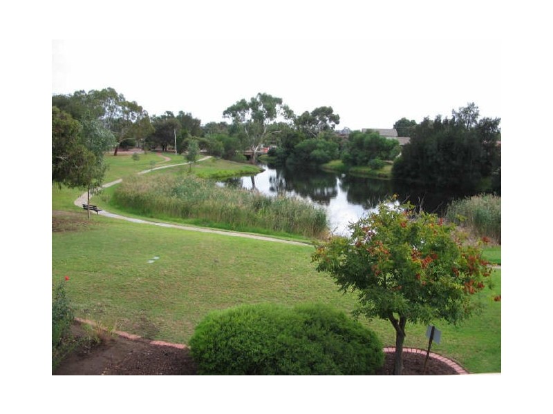 16 STURT CLOSE, Grange SA 5022