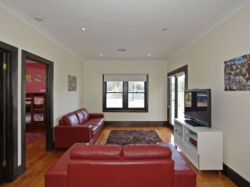 22 Hampstead Road, Broadview SA 5083