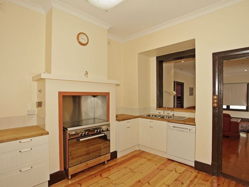 22 Hampstead Road, Broadview SA 5083