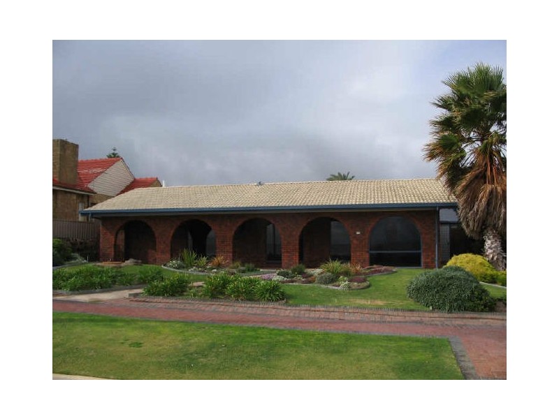 214 Lady Gowrie Drive, Largs Bay SA 5016