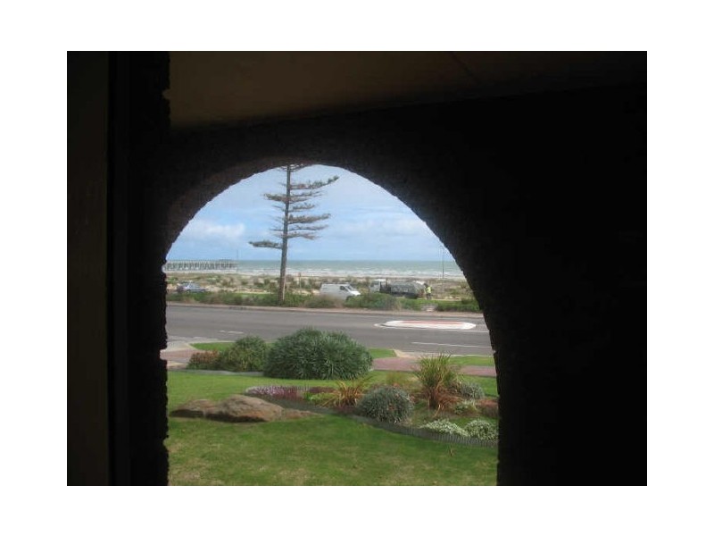 214 Lady Gowrie Drive, Largs Bay SA 5016