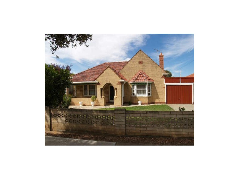 44 DANVERS GROVE, Woodville Gardens SA 5012