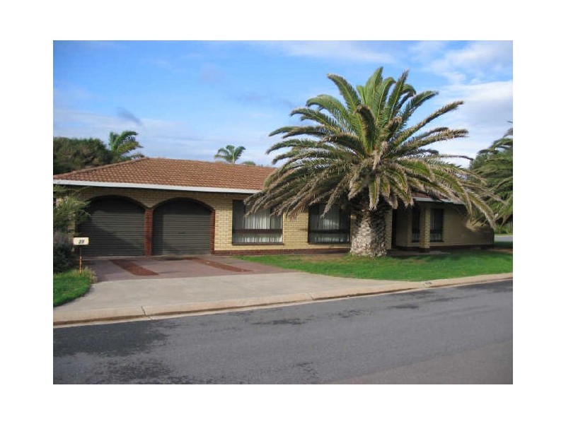 21 Nambour Crescent, West Lakes Shore SA 5020