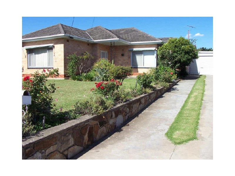 61 KINGBORN AVENUE, Seaton SA 5023