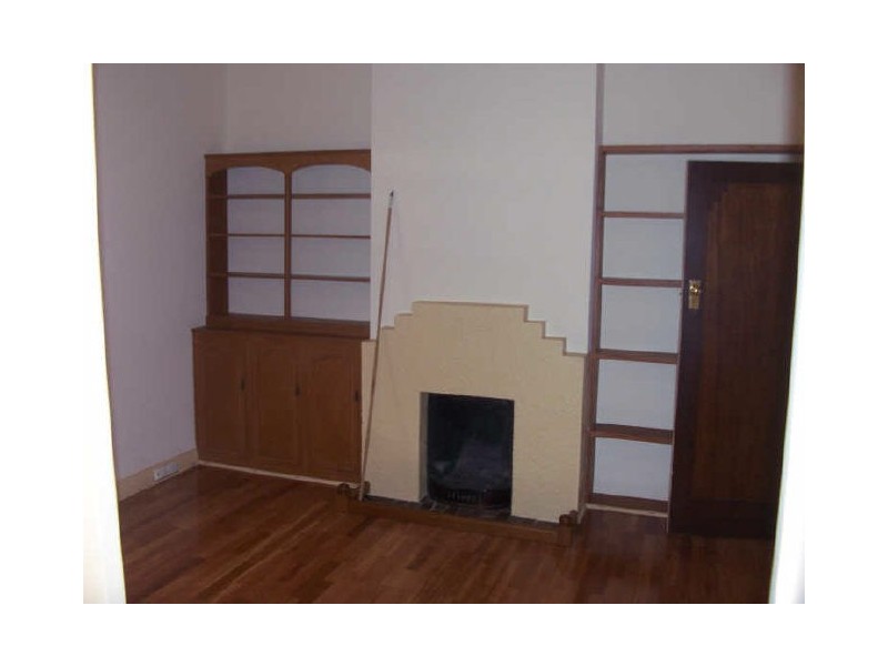 12 Findon Road, Woodville West SA 5011