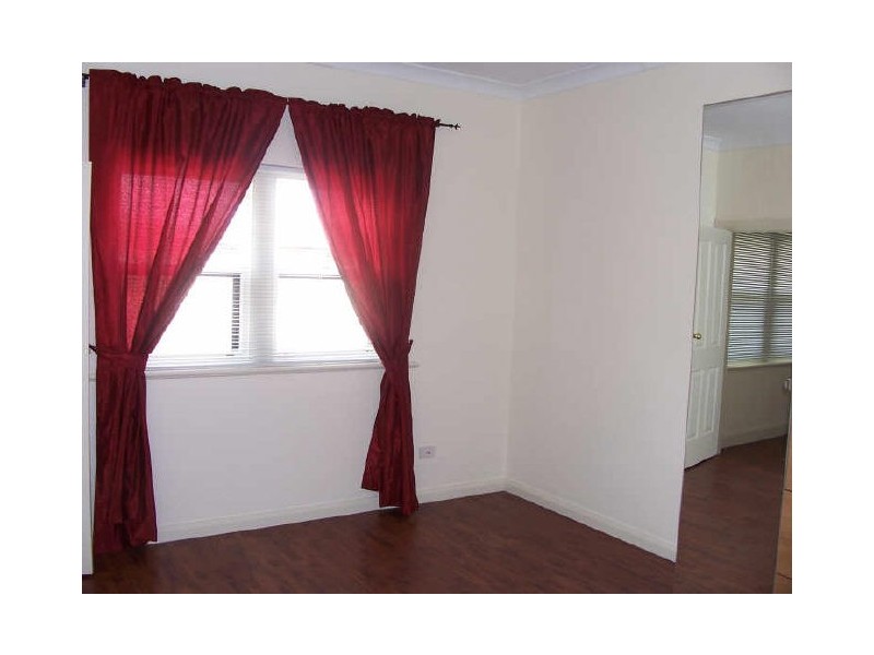 8 Cooper Avenue, Croydon Park SA 5008