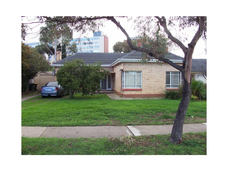 26 GLENROWAN STREET, Woodville South SA 5011