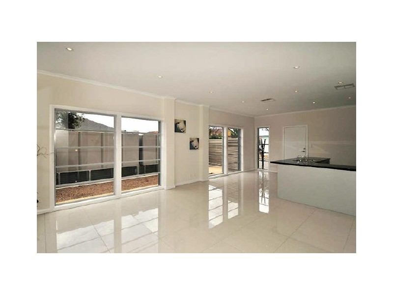 33 BOLTON  AVENUE, Devon Park SA 5008