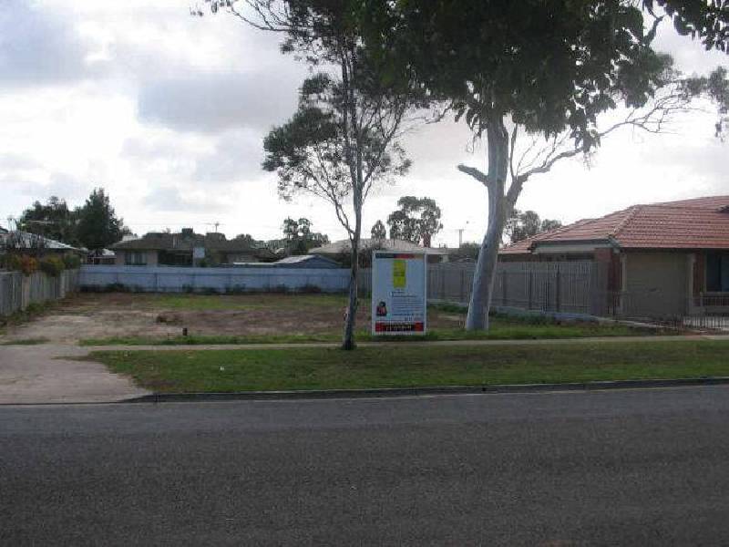 11 Longford Crescent, Ferryden Park SA 5010
