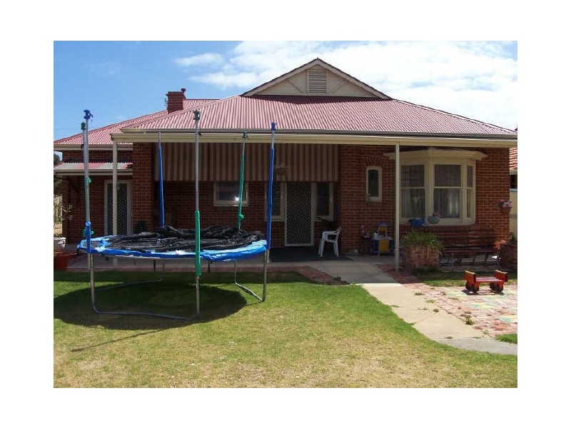 25 Fourth Ave, Cheltenham SA 5014